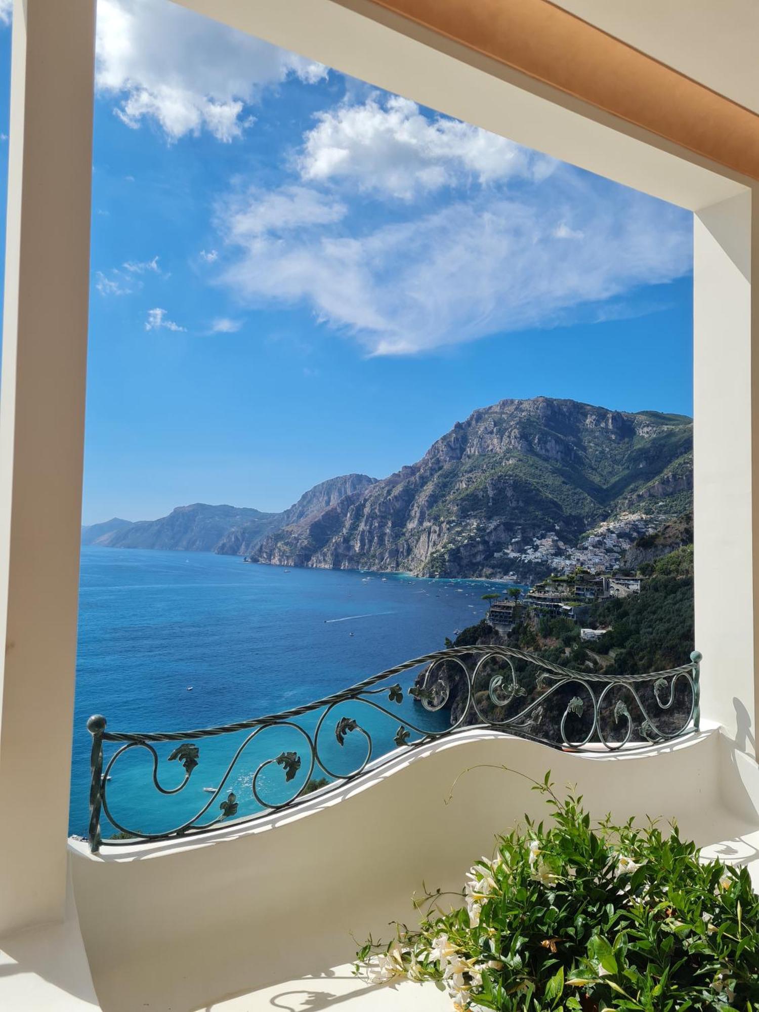 Villa Santa Chiara Positano Suites Екстер'єр фото
