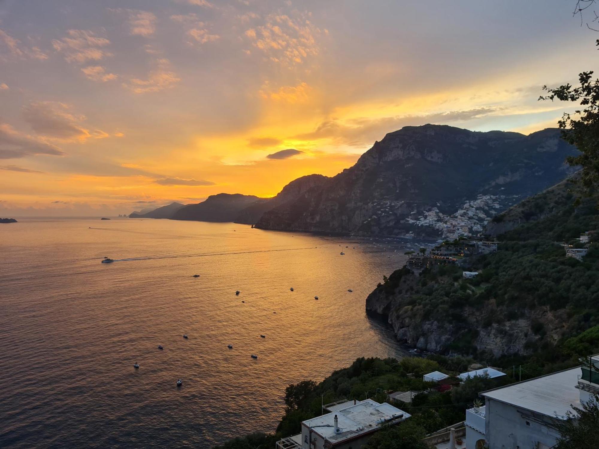 Villa Santa Chiara Positano Suites Екстер'єр фото