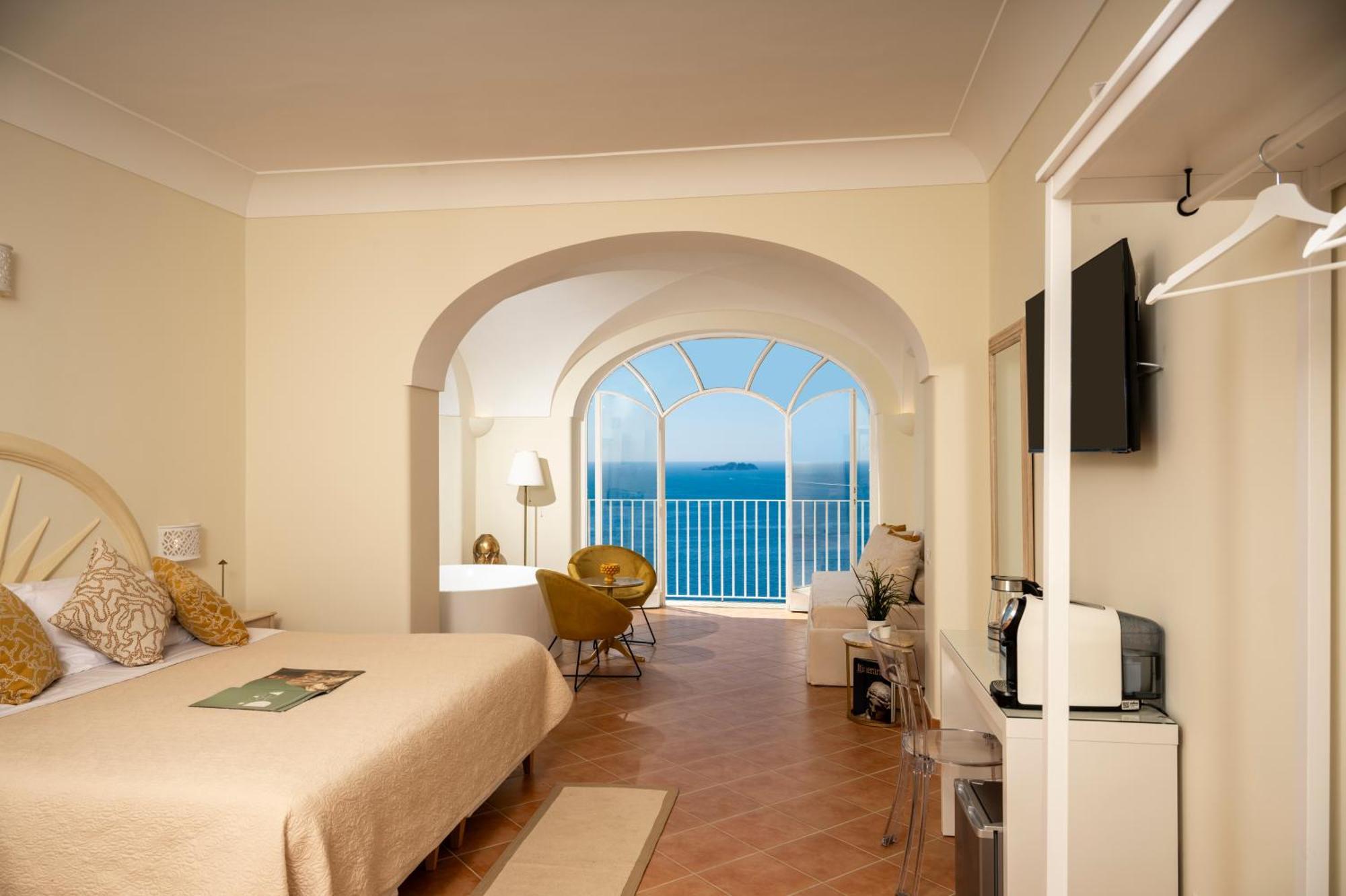 Villa Santa Chiara Positano Suites Екстер'єр фото